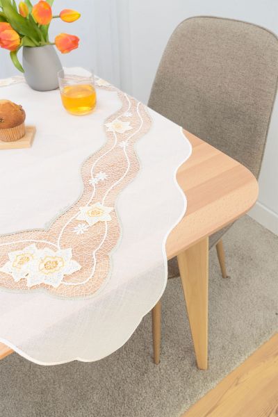 Tischdecke Plauener Spitze® #1W Narzissendekor in Gelb